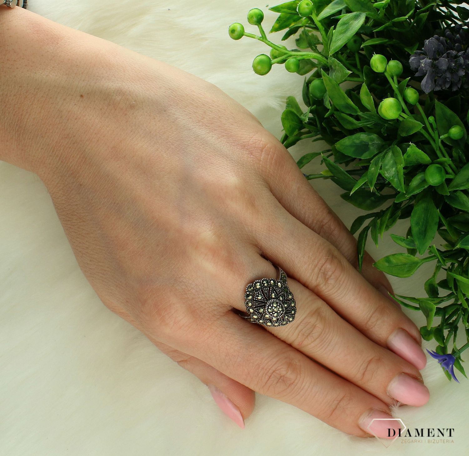 Srebrny pierścionek damski 925 z markazytami rozmiar 16 PM 1249markaz.. Srebrny pierścionek damski. Srebrny pierścionek a markazytami. Pierścionek srebrny dla kobiety, Pierścionek srebrny na prezent (2).jpg